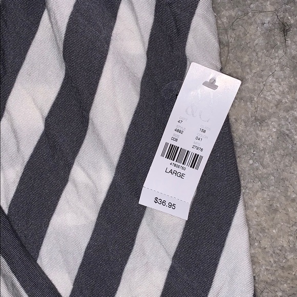 NWT New York & Company tank top - Picture 2 of 2